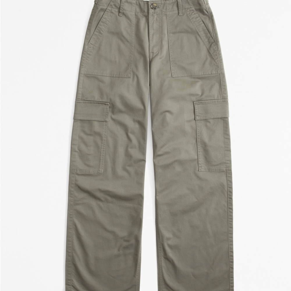 Abercrombie & Fitch Women’s Relaxed Cargo Pant | Olive | 32 Short